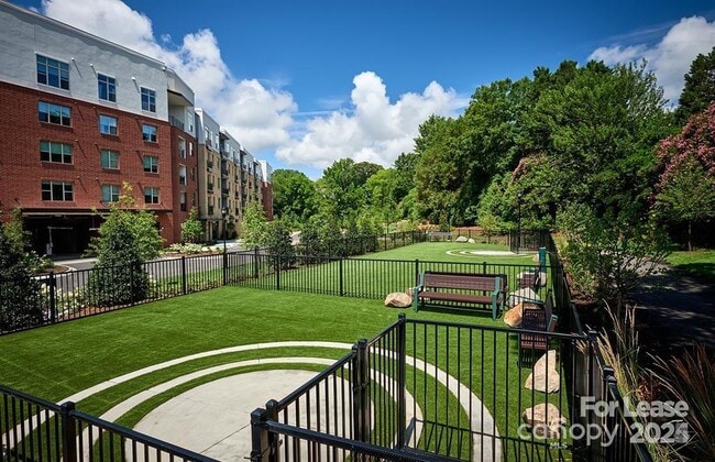 Photo - 345 Sharon Twp Ln Unidad A1