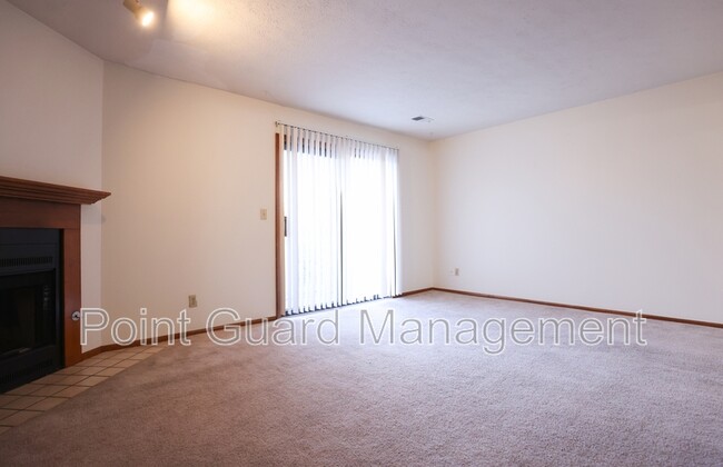 Photo - 1268 Golden Gate Dr Rental