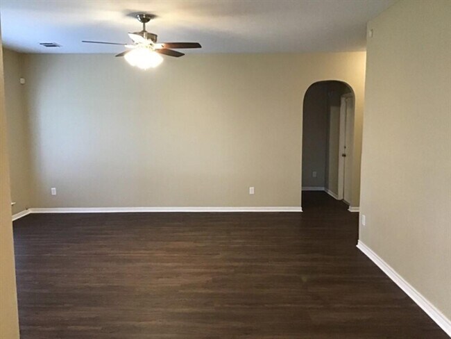 Photo - 1703 Oak Valley Dr