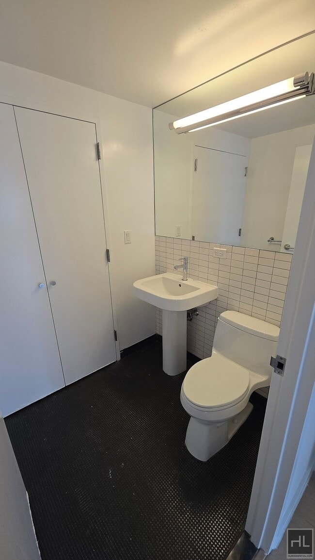 Photo - East 39th Street Unit 12B