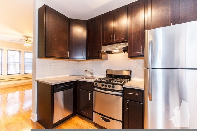 Photo - 613 W Melrose St Unit 1D