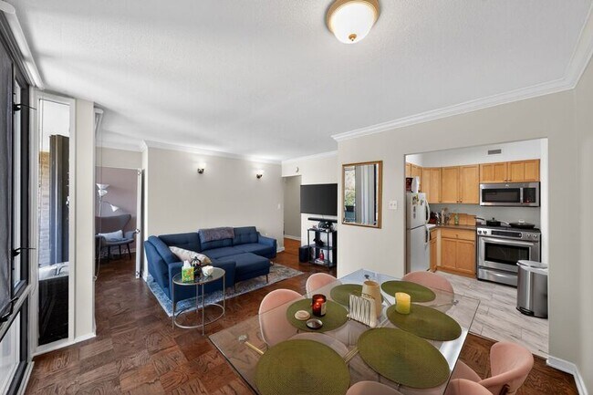 Building Photo - 429 N St SW