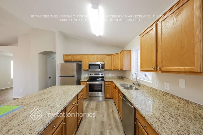 Photo - 17404 N 16th Pl