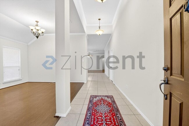 Photo - 1301 Raleigh Path