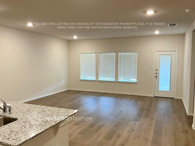 Photo - 3928 River Rock Ave House