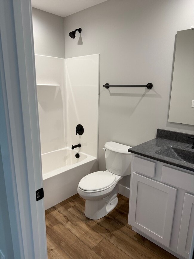 Photo - 1145 Marathon Dr