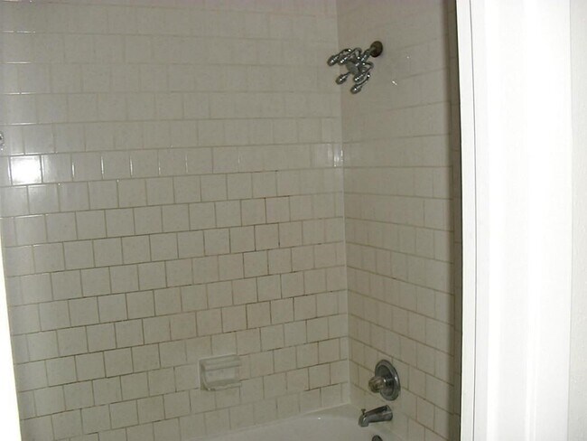 Photo - 16505 Monte Carlo Ln