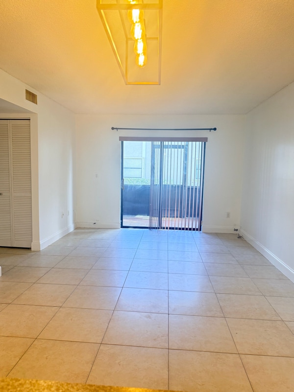 Photo - 9720 Hammocks Blvd Unidad 000