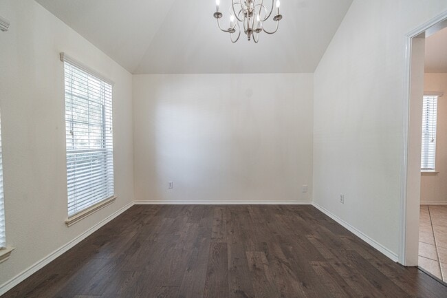 Photo - 2111 Sailwind Dr