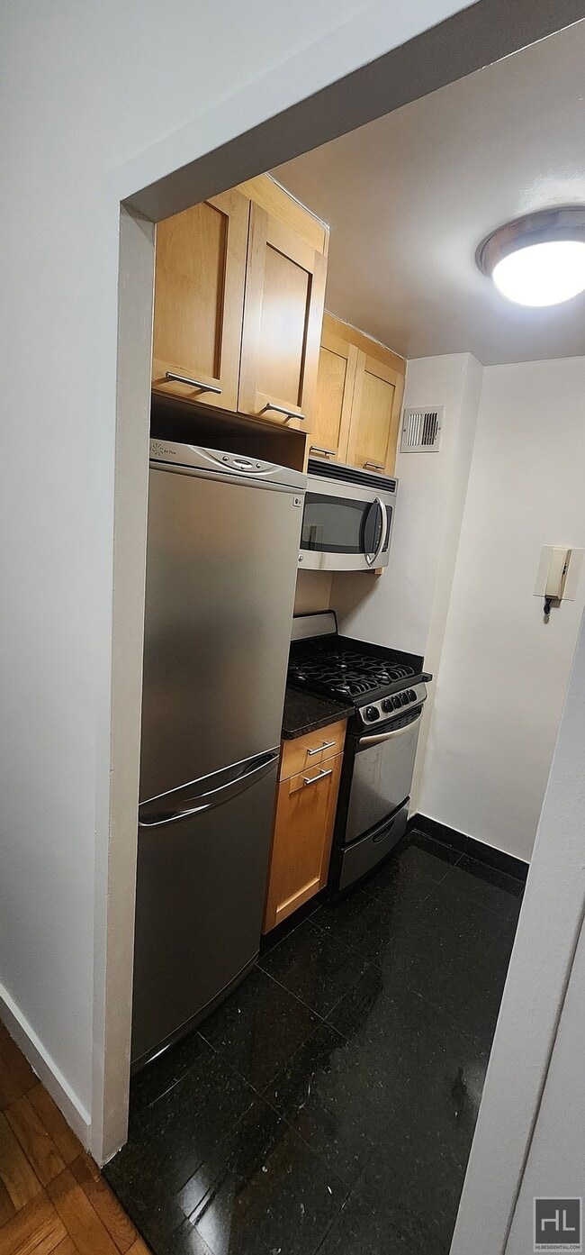 Photo - EAST 55 STREET Unit 10E