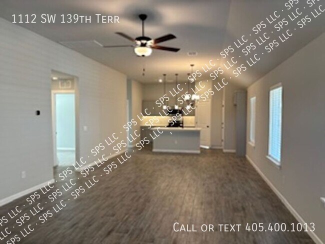 Photo - 1112 SW 139th Ter