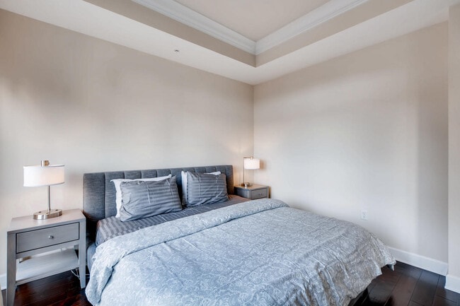 Photo - 1827 Grant St Unit 504