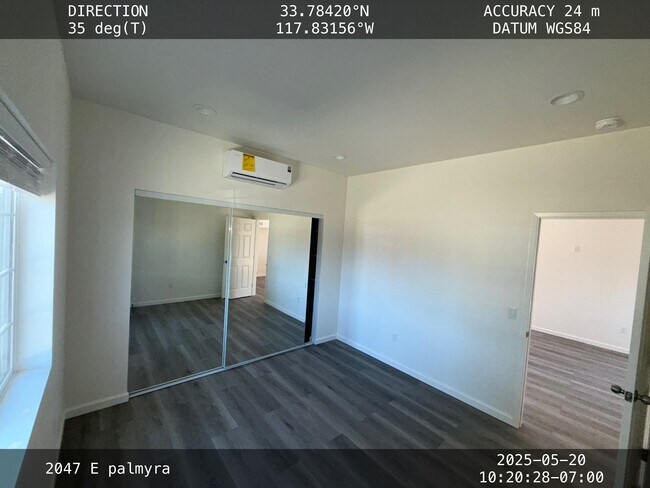 2047 E Palmyra Ave Unidad 2049 E Palmyra
