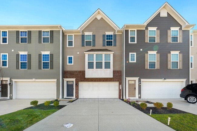 Photo - Stunning 3 Bed 2.5 Bath Townhome COMING SOON