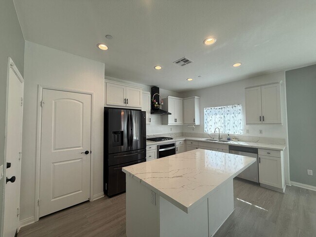 Photo - New Victorville 5 Bedroom + 3 Bathroom!