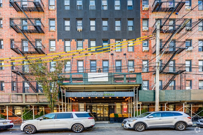 Photo - 42-22 Ketcham St