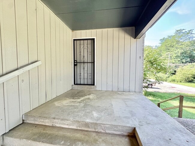 Photo - 2876 Cela Rd