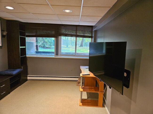 ALL INCLUSIVE, Modern Apt Garage Parking A... - ALL INCLUSIVE, Modern Apt Garage Parking A...