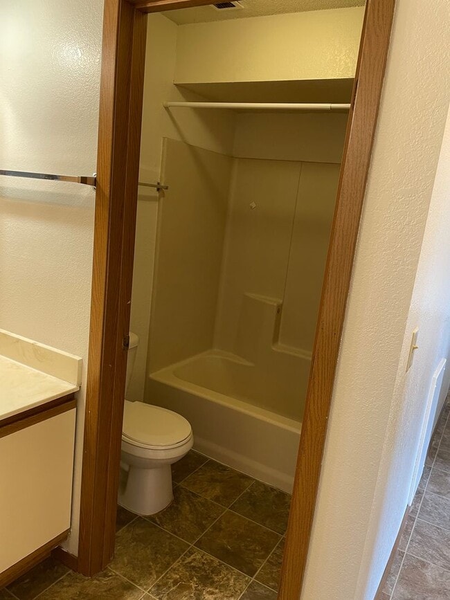 Photo - FIRST MONTH FREE RENT WITH SIGNED 12 MONTH LEASE Unit 404