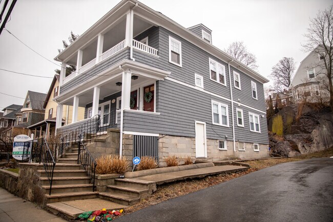 Photo - 170 Savin Hill Ave Unidad 2