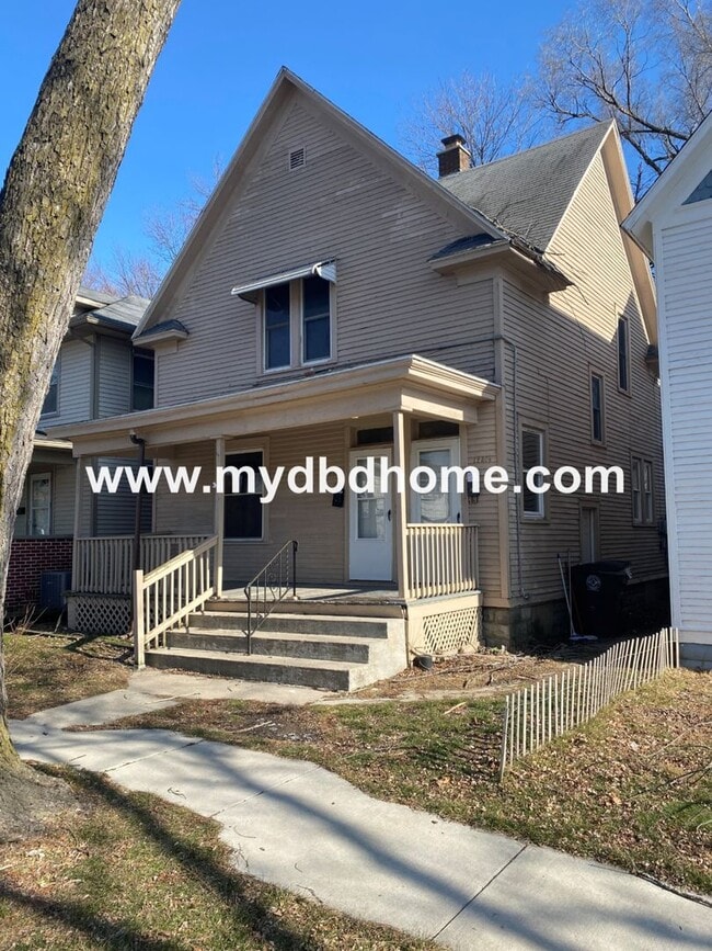 Building Photo - 1230 Oakland St Unit Apt B