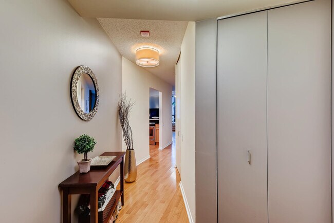 Photo - 400 N La Salle Dr Unit 3008