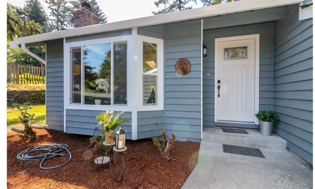 Photo - Beautiful 3+ bedroom home in Rainier Meadows Puyallup!!