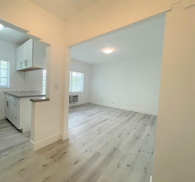 1021 Euclid Ave Unit 9