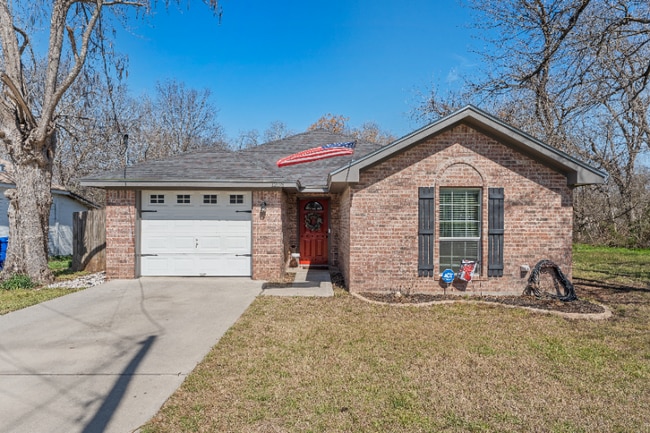 Photo - 1206 Spring St Casa