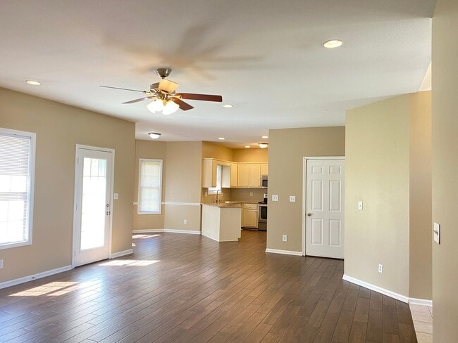 Photo - Beautiful Open Floor Plan. 3bed 2bath One...