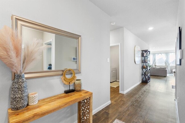 Photo - 199 Frostweed Dr