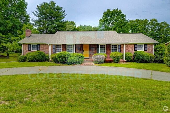 Building Photo - 810 Polo Rd Rental