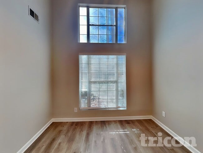 Photo - 6030 Savannah Dr