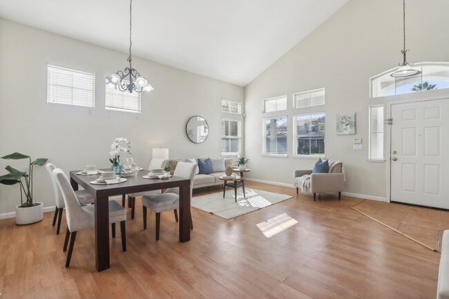 Photo - 2925 Ferndown Ln