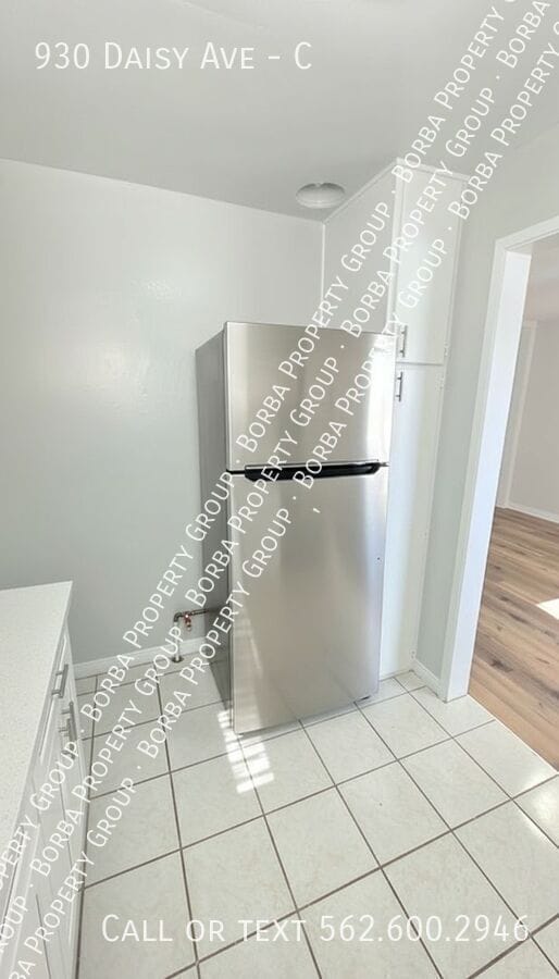Photo - 930 Daisy Ave Unit C