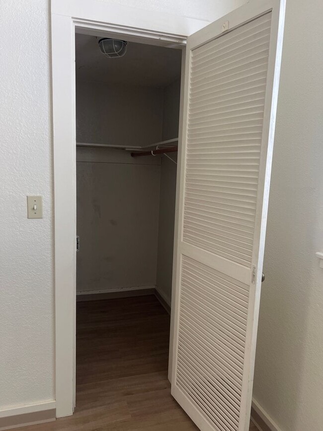 Photo - 588 Meriwether Unidad B