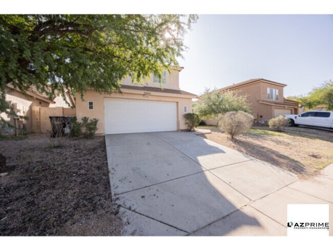 Photo - Experience the Pinnacle of Contemporary living in this Gorgeous Phoenix 4/2.5 House!