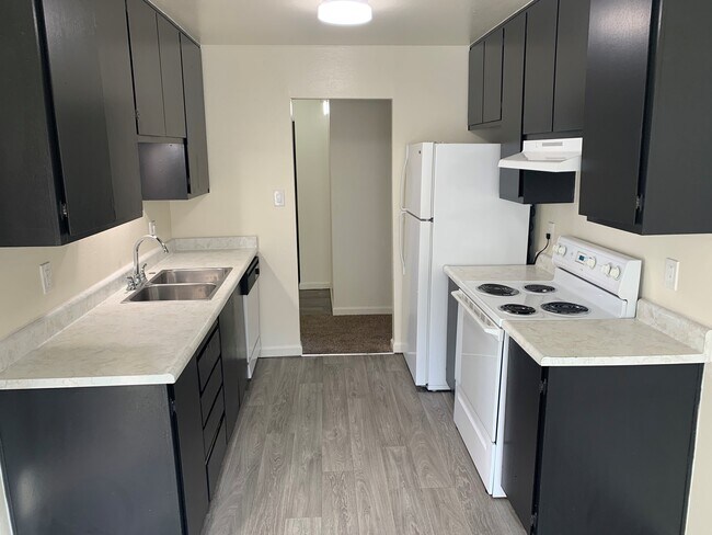 Photo - Sierra Woods Apartments