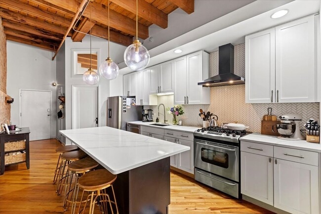Photo - 616 W Fulton St