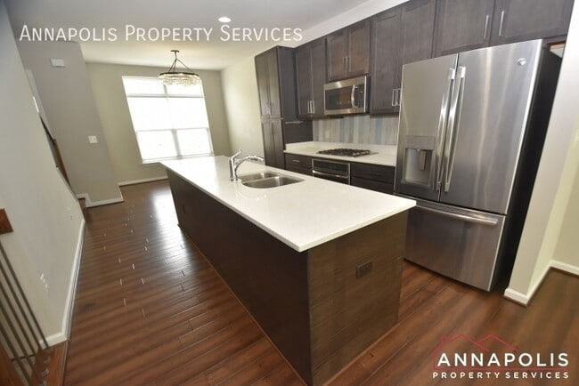 Photo - 133 Lejeune Way