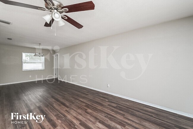 Photo - 13109 114th St N