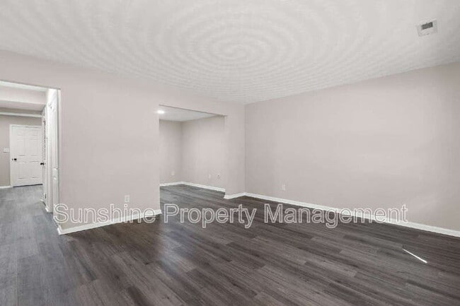 Photo - 139 Bristol Ave