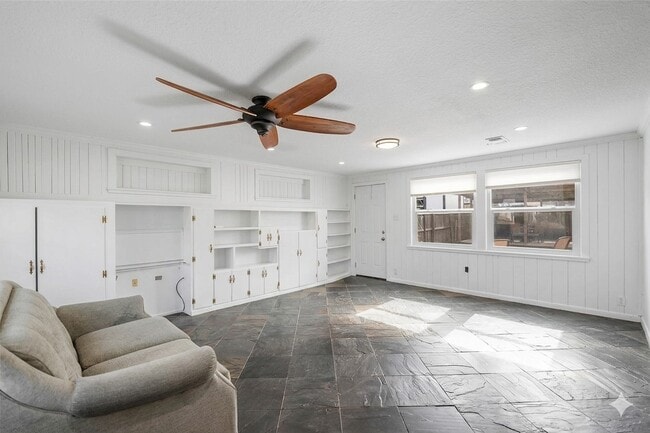 Photo - 115 Marlin Ave