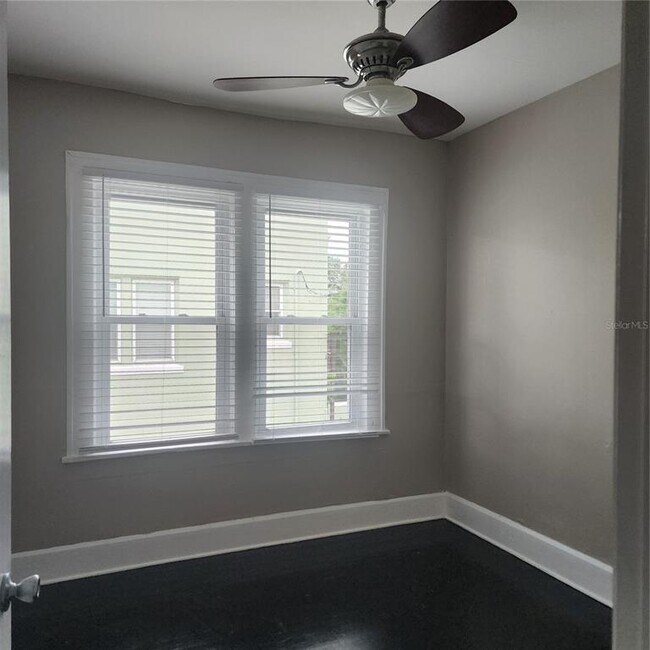 Photo - 2014 Jackson St N Unit 7