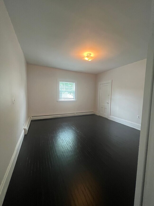 Photo - 152 Washington St