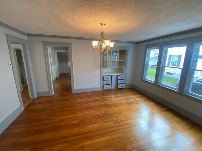 Photo - 144 Russell St Unit 1
