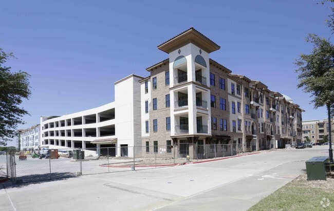 Photo - Ravello Stonebriar