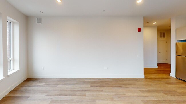 Photo - 951 Dorchester Ave Unit #2