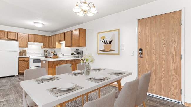 Evergreen Apartment Homes