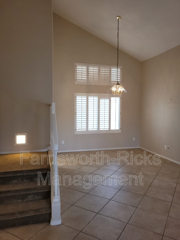 Photo - 1270 W Flintlock Way